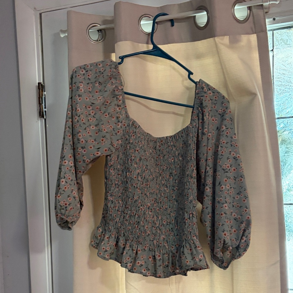 Paper Crane Floral Smocked Blouse - Gray and Pink